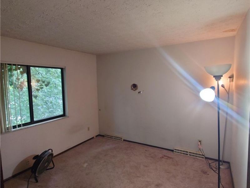 6407 Woodmoor Avenue NW, Canton, OH 44718 Photo 7