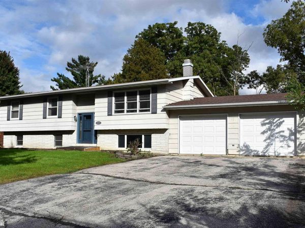 1608 Crescent, Iowa Falls, IA 50126