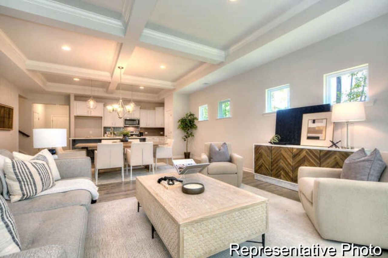 1018 Toland Drive Photo 11