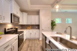 1018 Toland Drive photo 4