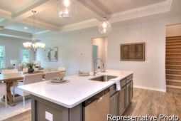 1018 Toland Drive photo 4