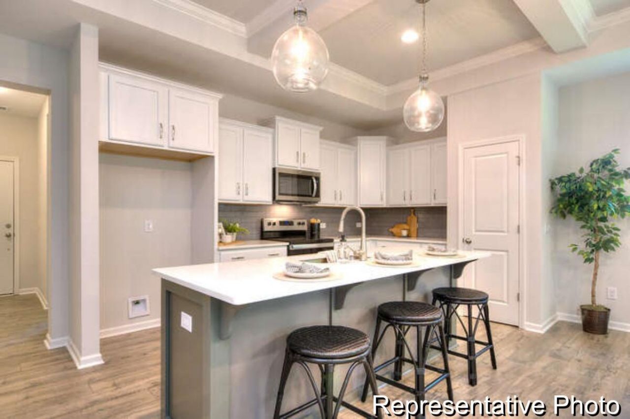 1018 Toland Drive Photo 4