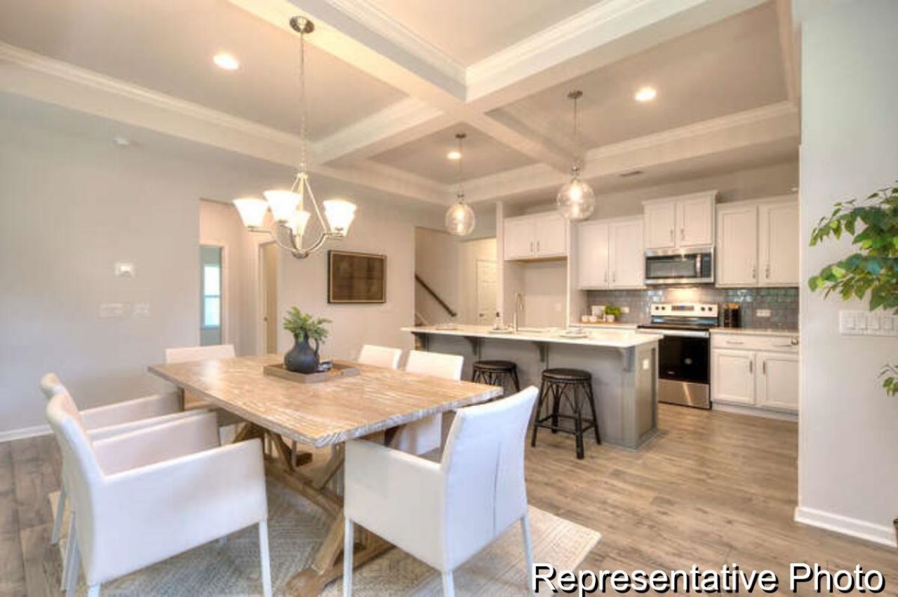 1018 Toland Drive Photo 6