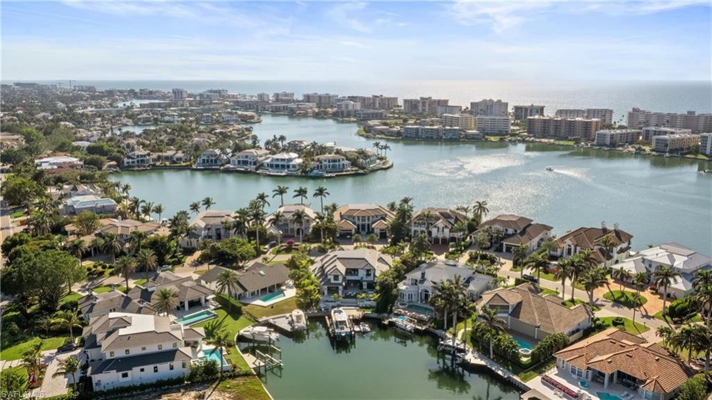 299 Mermaids Bight , Naples, FL 34103 Photo