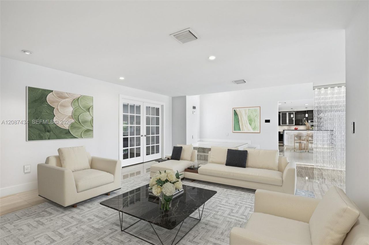 3360 NE 165th St, North Miami Beach, FL 33160 Photo