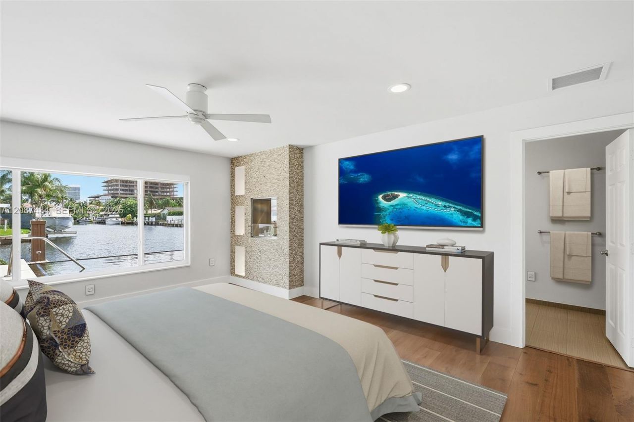 3360 NE 165th St, North Miami Beach, FL 33160 Photo