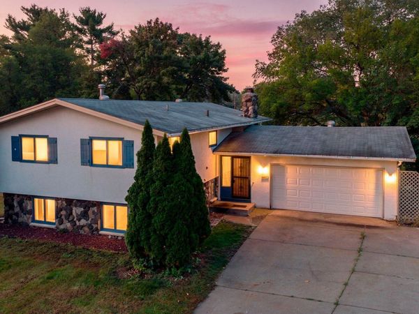 8016 Brunswick Avenue N, Brooklyn Park, MN 55443