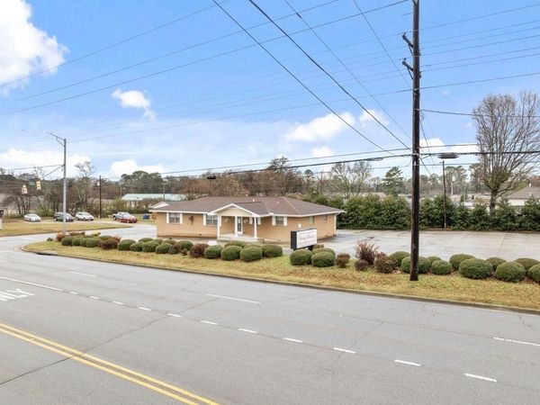 2501 Darby Dr, Florence, AL 35630