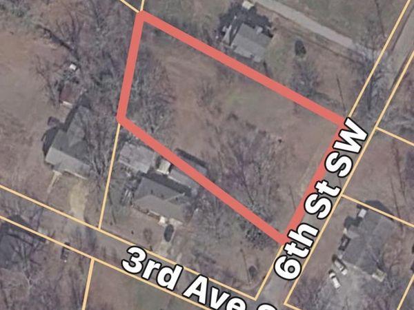 382 6th St, Hamilton, AL 35570