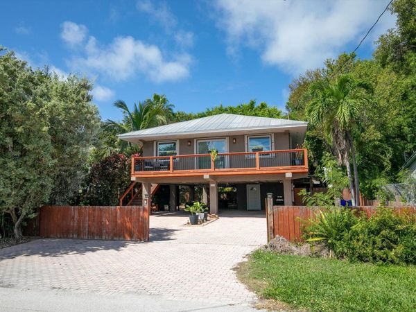 8 Cactus Drive, Big Coppitt, FL 33040