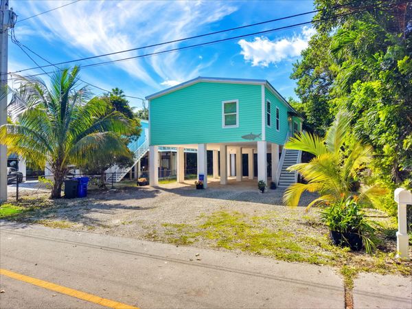 19590 Tequesta Street, Sugarloaf, FL 33042