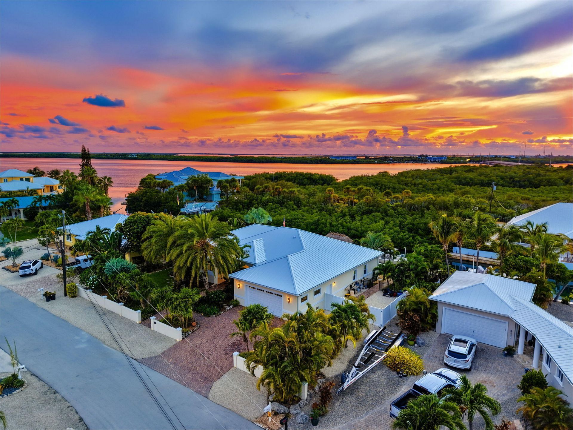 20731 W 2nd Avenue, Cudjoe, FL 33042 Photo