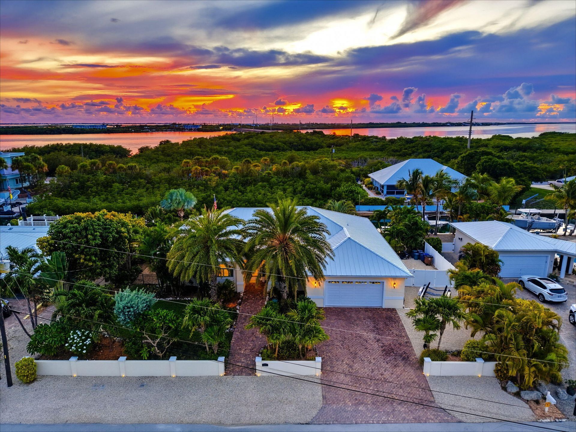 20731 W 2nd Avenue, Cudjoe, FL 33042 Photo