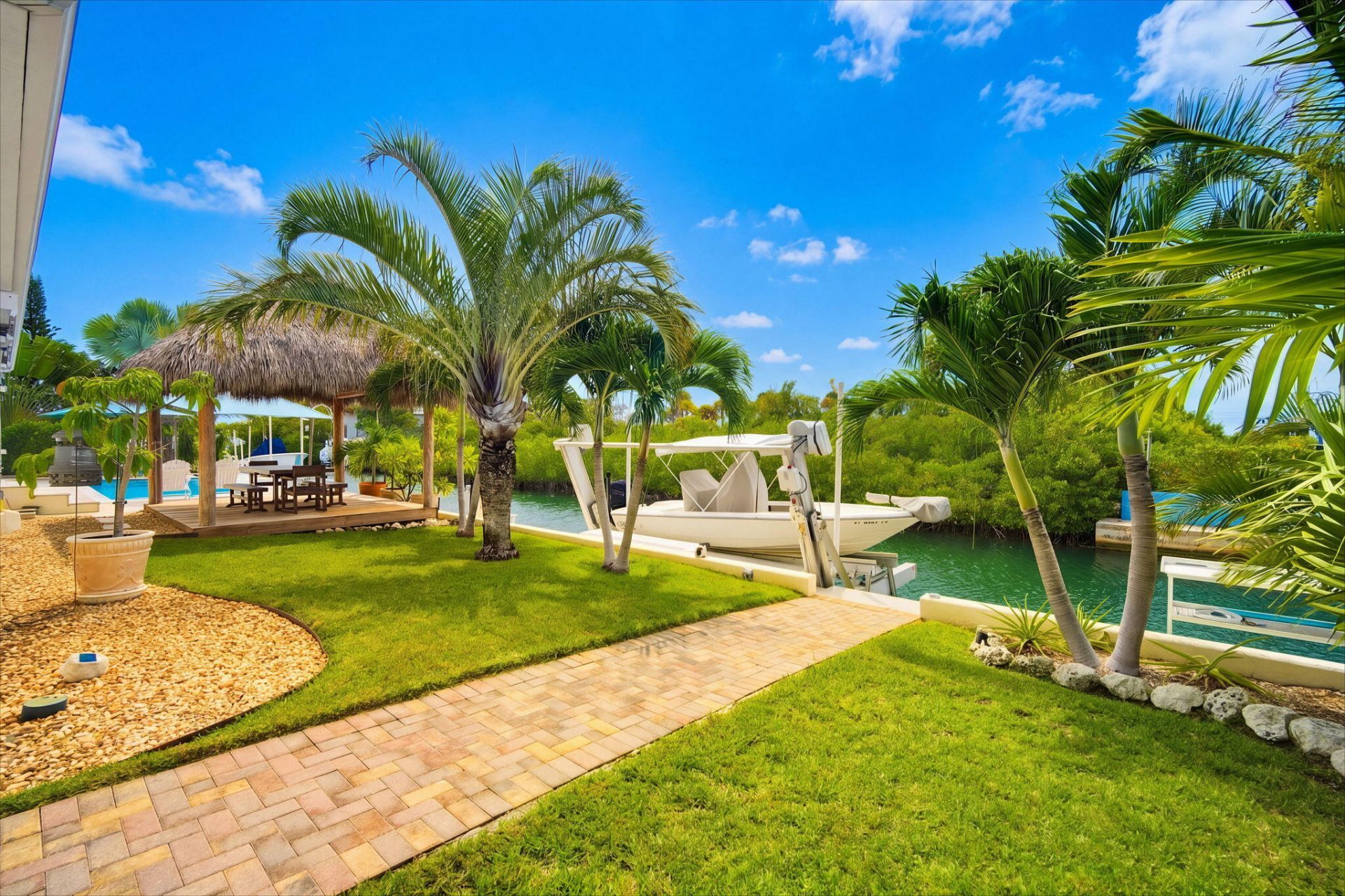 20731 W 2nd Avenue, Cudjoe, FL 33042 Photo