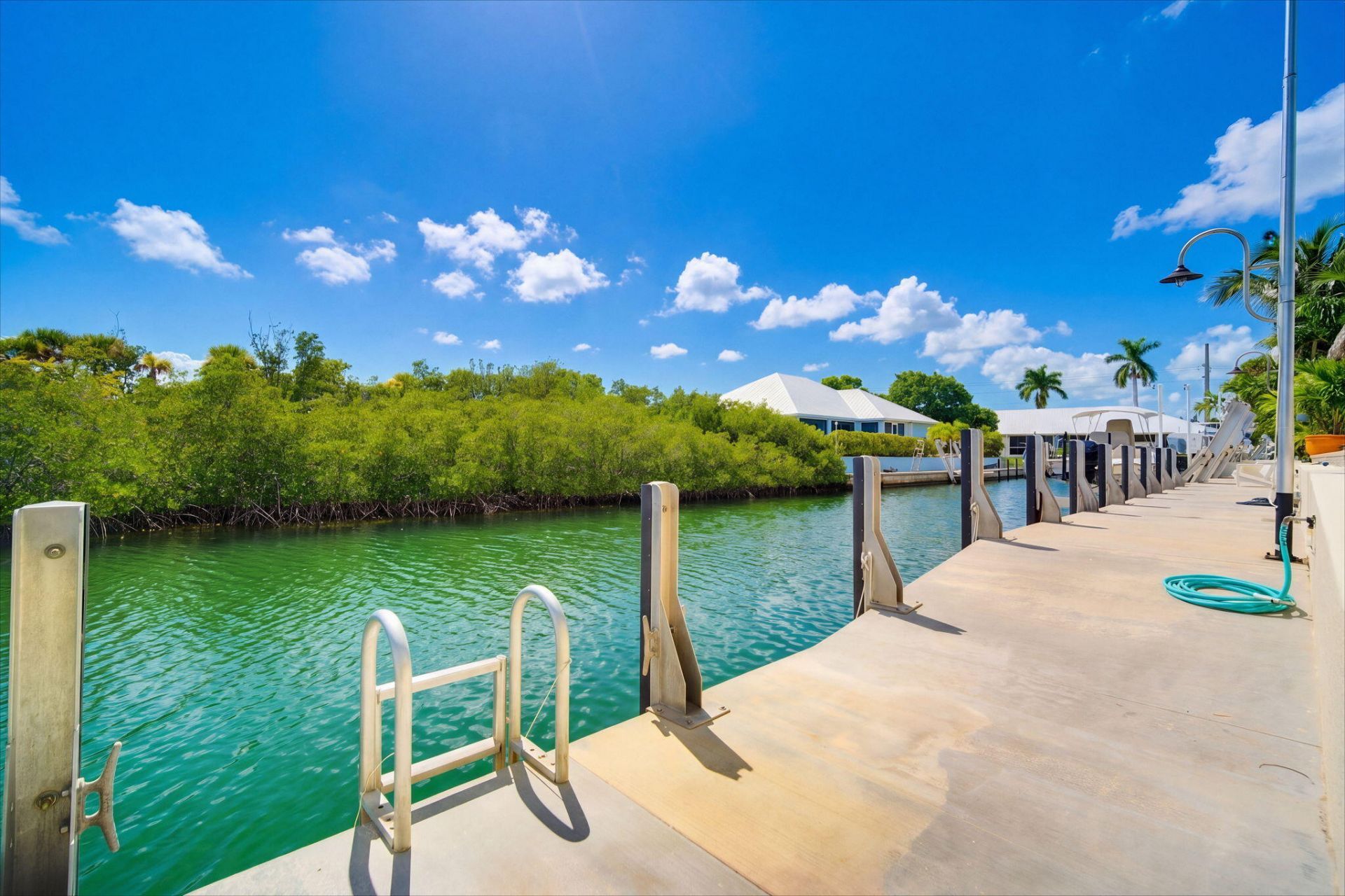 20731 W 2nd Avenue, Cudjoe, FL 33042 Photo