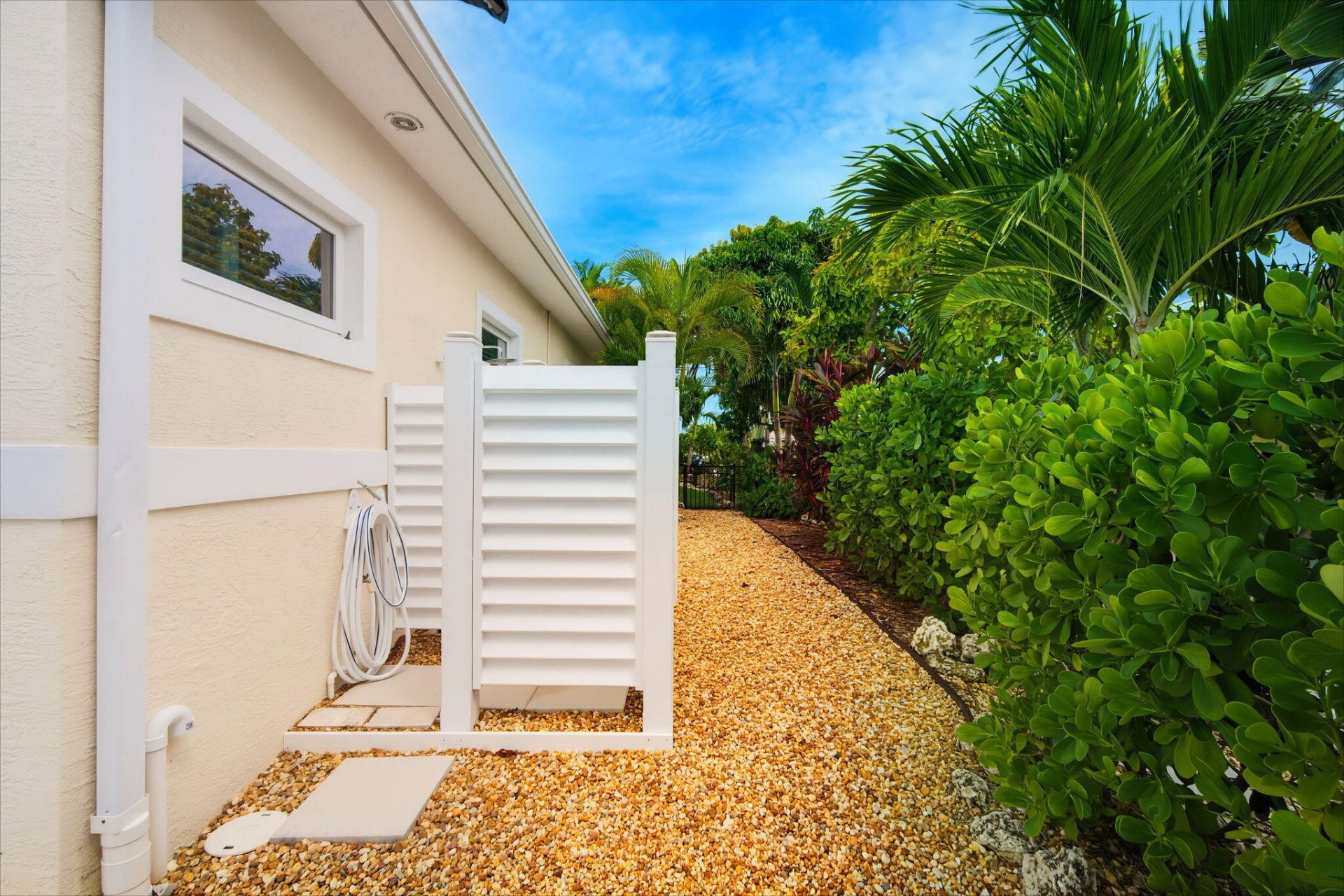 20731 W 2nd Avenue, Cudjoe, FL 33042 Photo