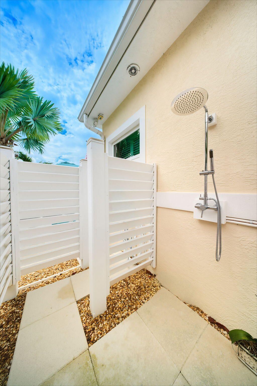 20731 W 2nd Avenue, Cudjoe, FL 33042 Photo