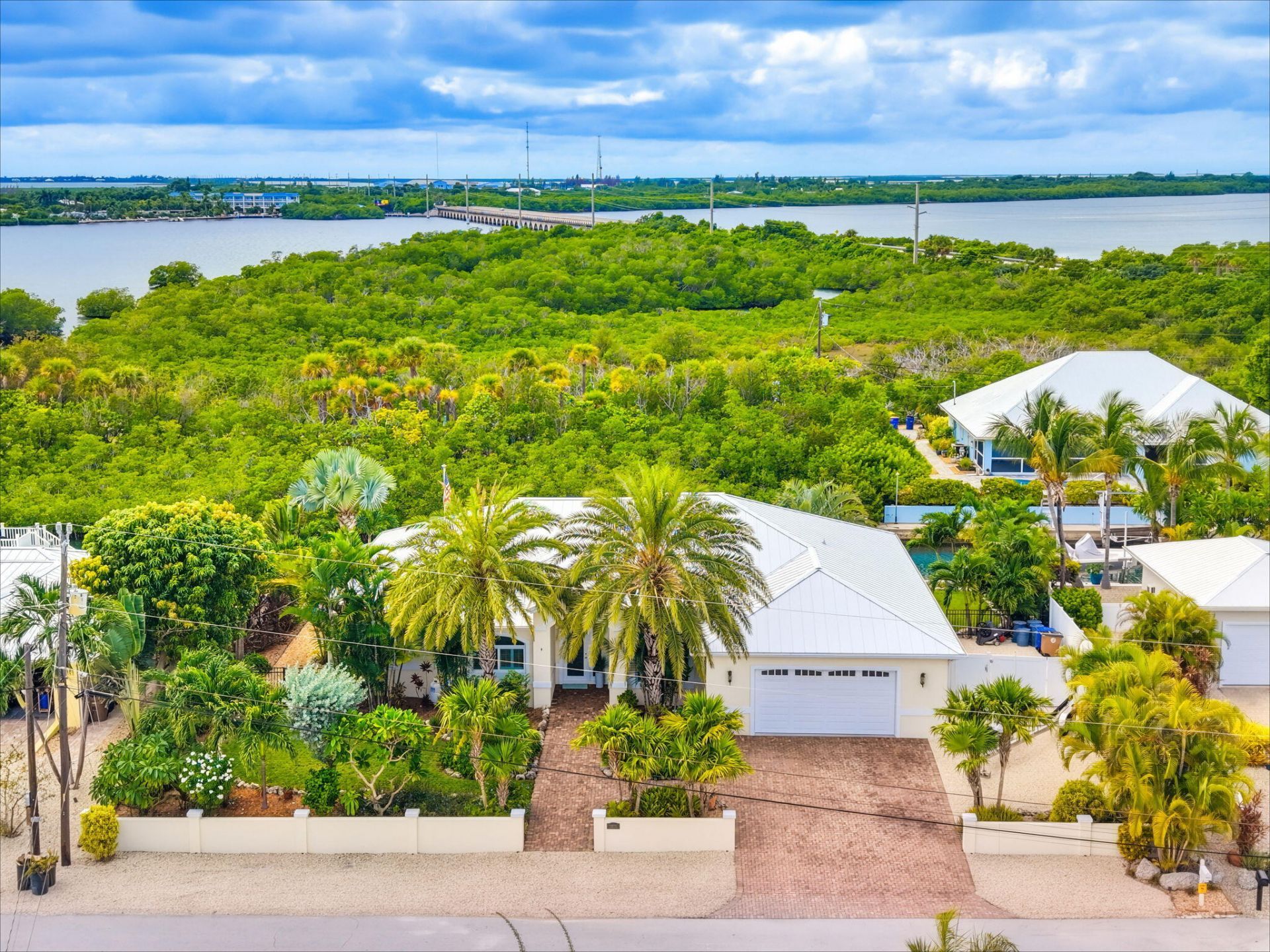 20731 W 2nd Avenue, Cudjoe, FL 33042 Photo
