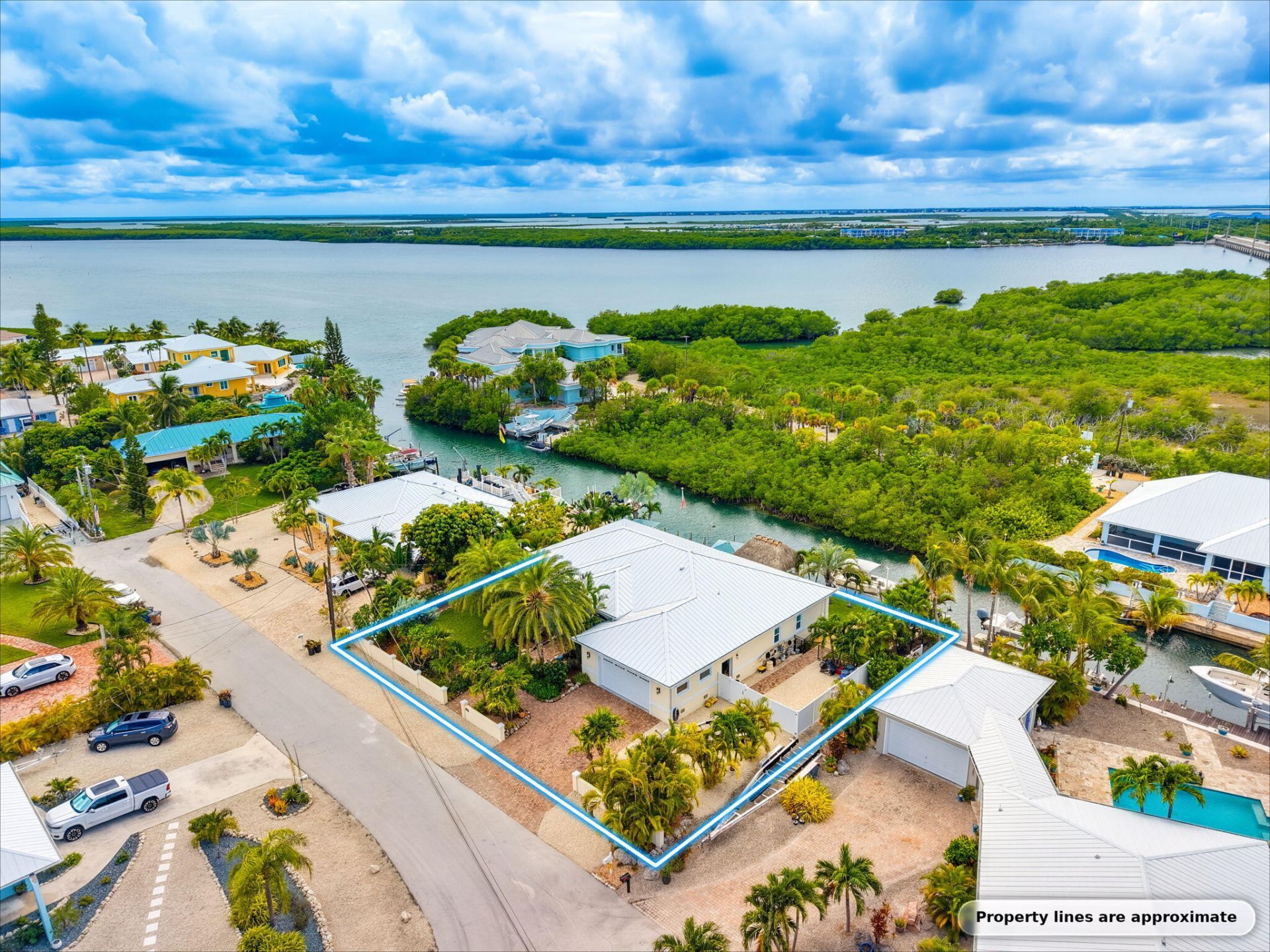 20731 W 2nd Avenue, Cudjoe, FL 33042 Photo