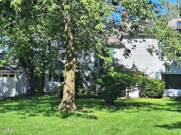44050 Stassen Avenue NW, Novi, Mi 48375