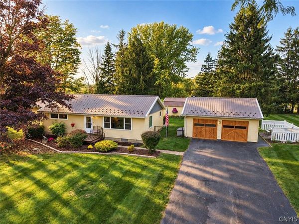 3735 Fisher Road , Skaneateles, NY 13152