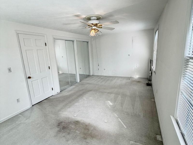 5335 Yorkshire Village Lane, Unit C29, Columbus, OH 43232 Photo 23