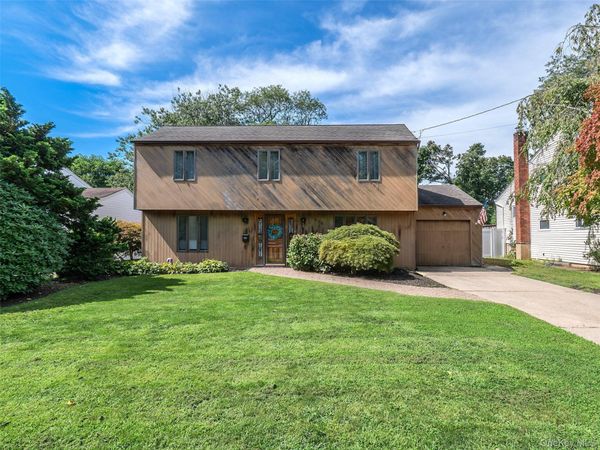 531 5th Street , East Northport, NY 11731