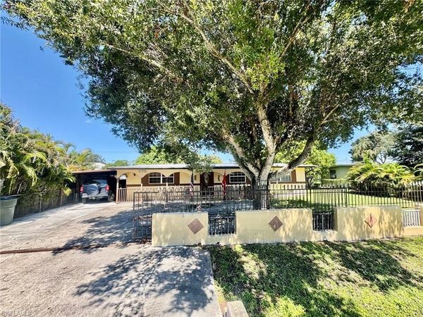 4715 Nottingham DR , FORT MYERS, FL 33905