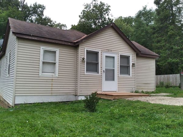 5215 W Orchard Drive , McHenry, IL 60050