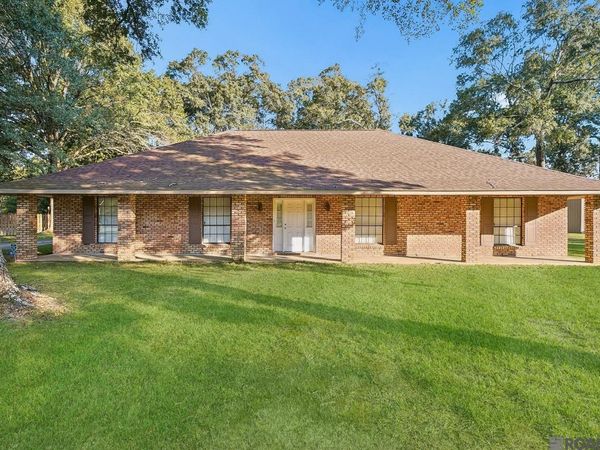 15743 Chivre Ave, Greenwell Springs, LA 70739