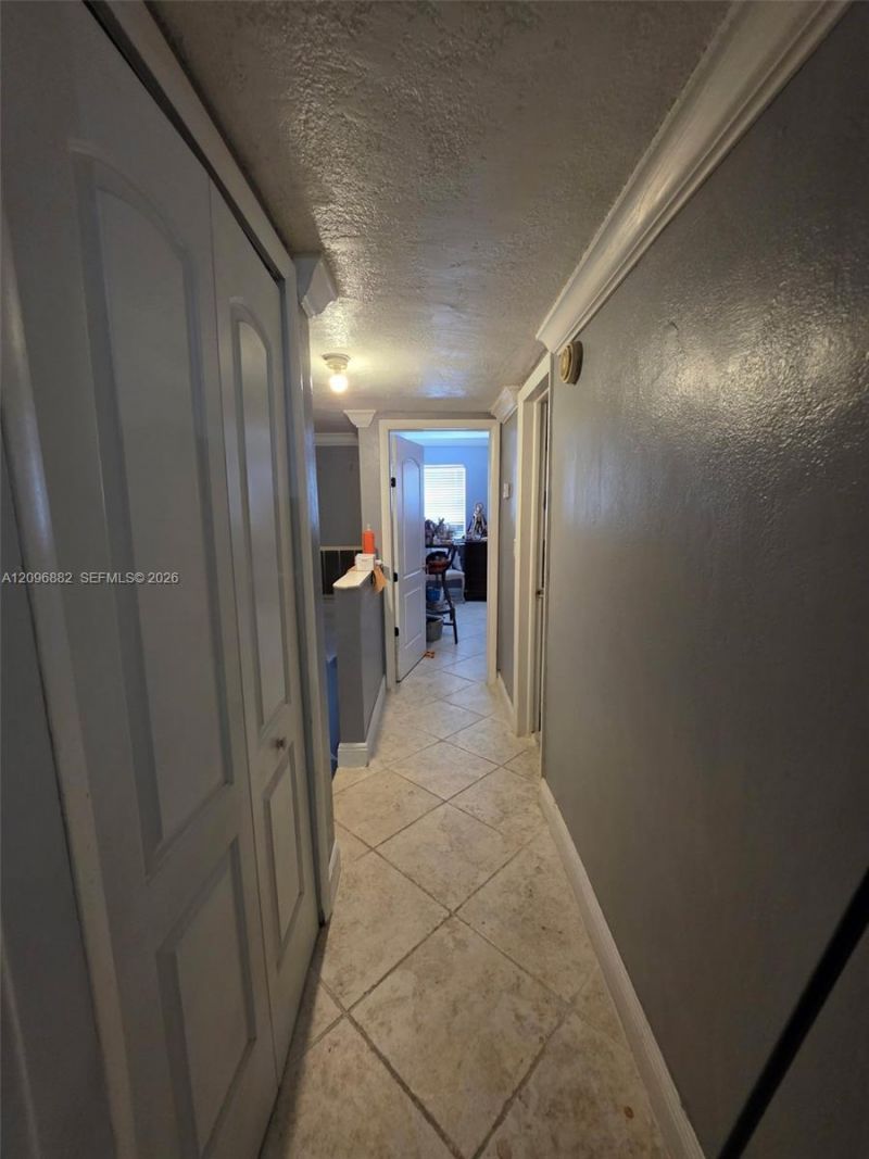 1785 W 72nd St , Hialeah, FL 33014 Photo