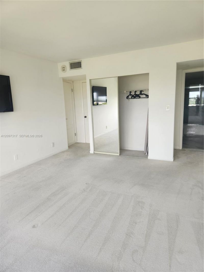 780 NE 69th St, Unit 1606, Miami, FL 33138 Photo