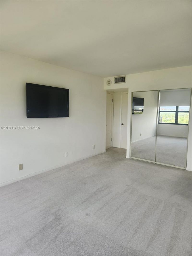 780 NE 69th St, Unit 1606, Miami, FL 33138 Photo