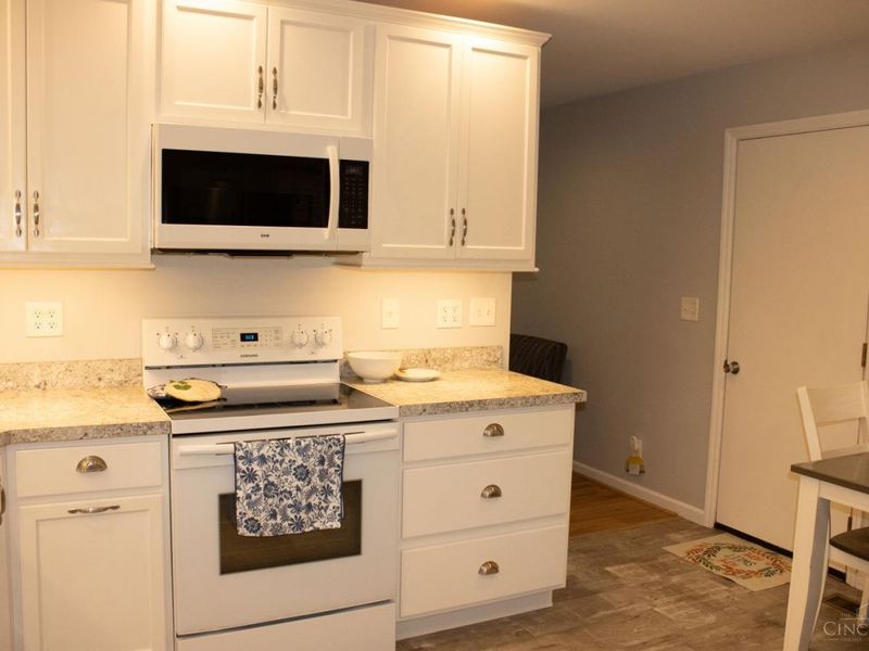 125 Flintstone Drive, Harrison, OH 45030 Photo 4