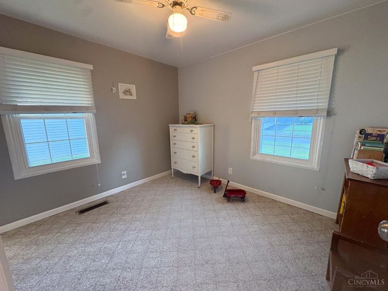 125 Flintstone Drive, Harrison, OH 45030 Photo 8