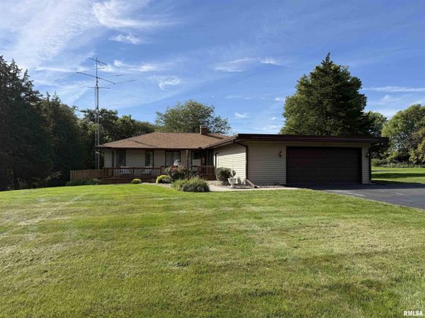 2540 S Lake Storey Road, Galesburg, IL 61401