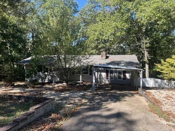 44 Okmulgee Drive, Cherokee Village, AR 72529