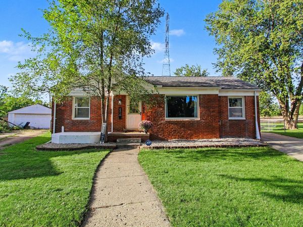 6310 Buckingham Avenue, Allen Park, MI 48101