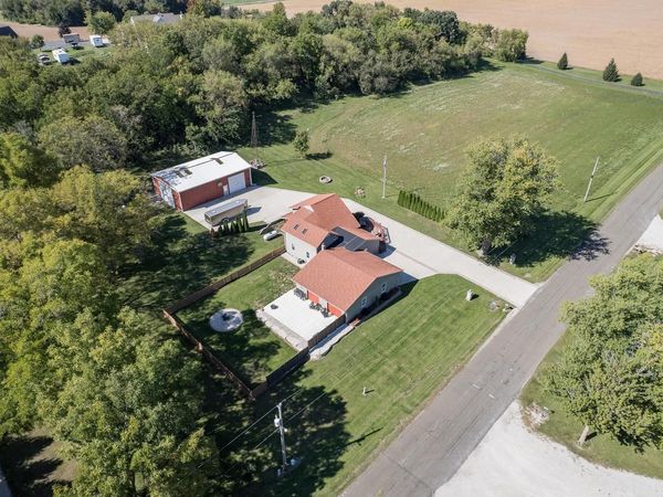 N8965 Willow ROAD, Watertown, WI 53094