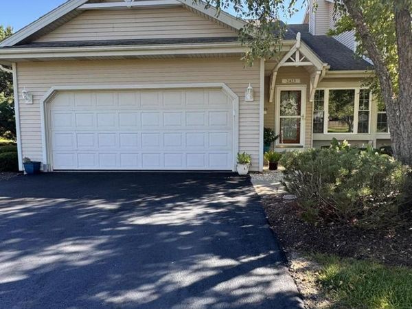 2423 11th STREET, Kenosha, WI 53140