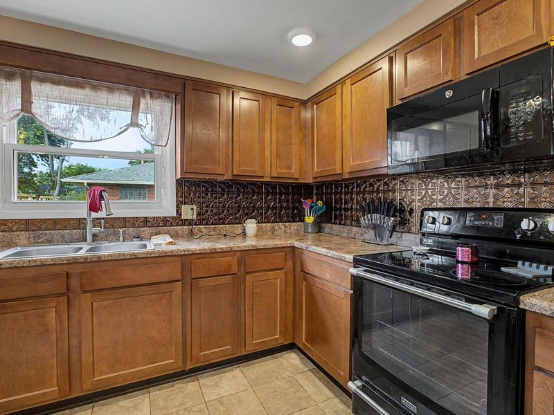 4143 Middle Urbana Road, Springfield, OH 45503 Photo 11