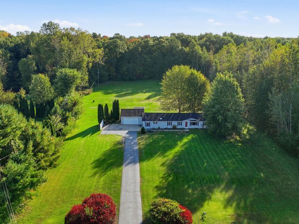 6571 Fulton Lucas Road, Swanton, OH 43558