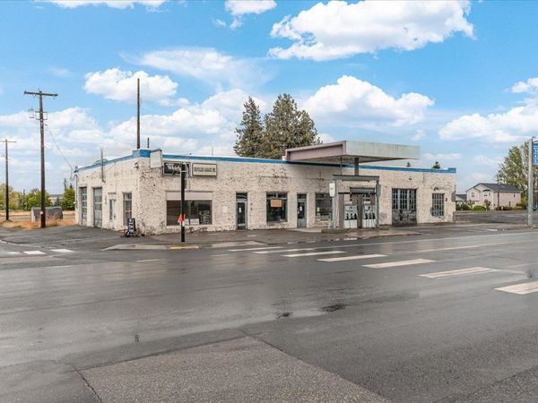 110 E Broadway Ave, Reardan, WA 99029