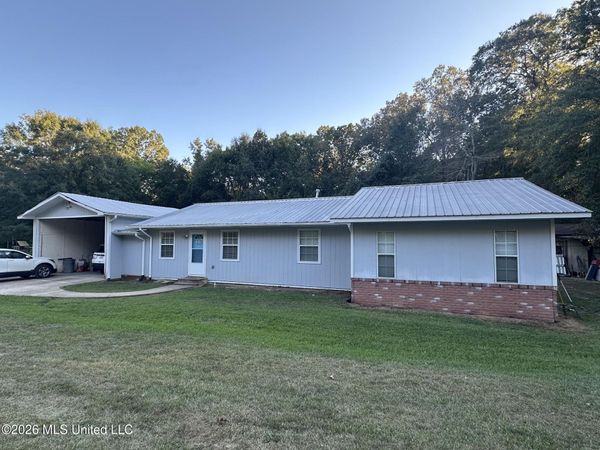 379 Thomasville Road, Florence, MS 39073