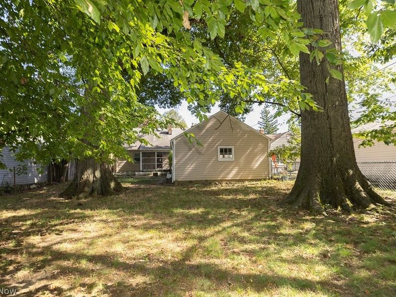 3888 W 227th Street, Fairview Park, OH 44126 Photo 22