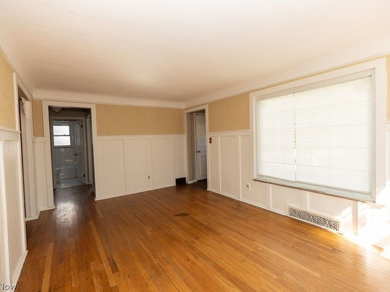 3888 W 227th Street, Fairview Park, OH 44126 Photo 4
