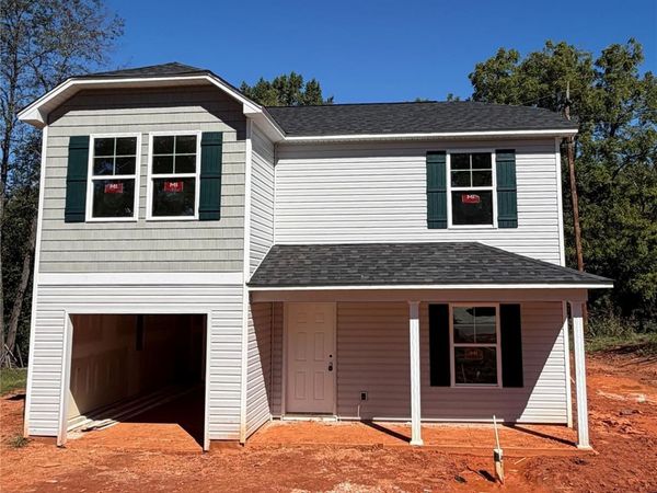 1414 Huggins Street , Statesville, NC 28677