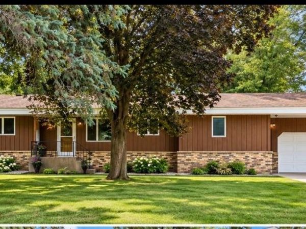 8940 Xylite Street NE, Blaine, MN 55449