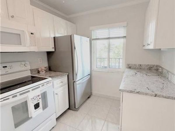 6184 Michelle WAY, Unit 206, FORT MYERS, FL 33919