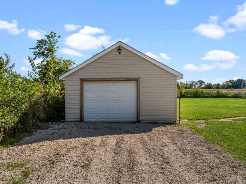 6252 St Rt 28, Clark Township, OH 45146 Photo 5